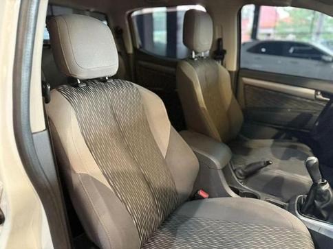 CHEVROLET S10 2.4 ADVANTAGE 4X2 CD 16V FLEX 4P MANUAL