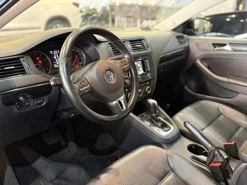 VOLKSWAGEN JETTA 2.0 COMFORTLINE FLEX 4P AUT