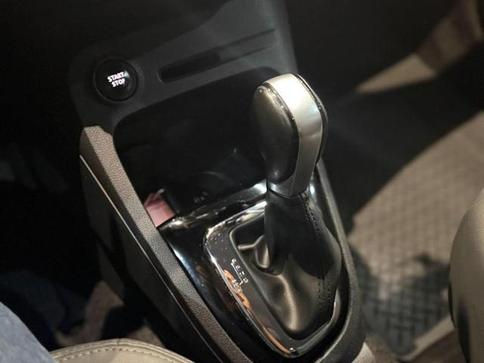 RENAULT CAPTUR INTENSE 2.0 16V 5P AUT