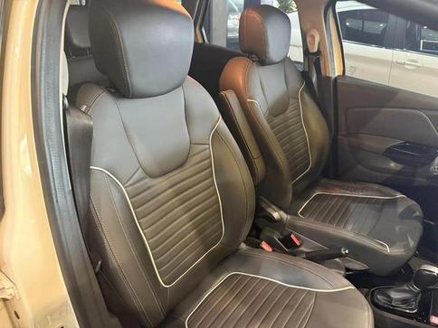 RENAULT CAPTUR INTENSE 2.0 16V 5P AUT