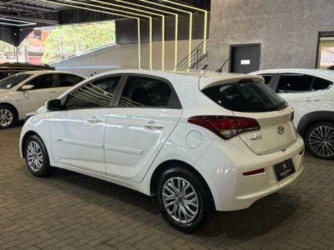 HYUNDAI HB20 COMFORT 1.6 FLEX 16V AUT
