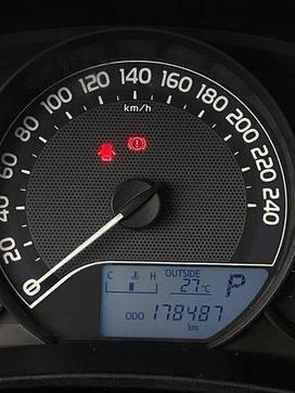 TOYOTA COROLLA GLI18 CVT