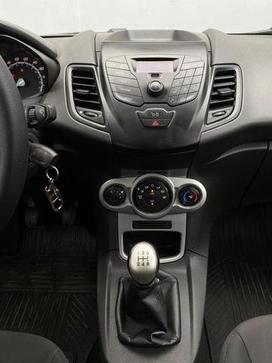 FORD FIESTA 16SE