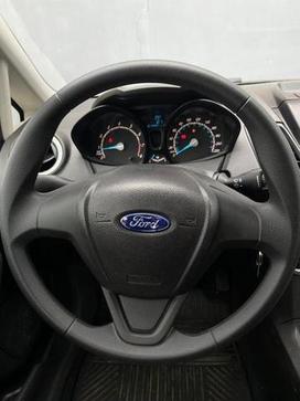 FORD FIESTA 16SE