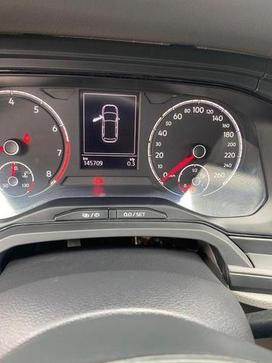 VOLKSWAGEN POLO MF