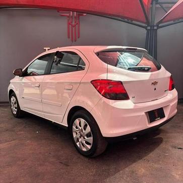 CHEVROLET ONIX 1.4MT LT