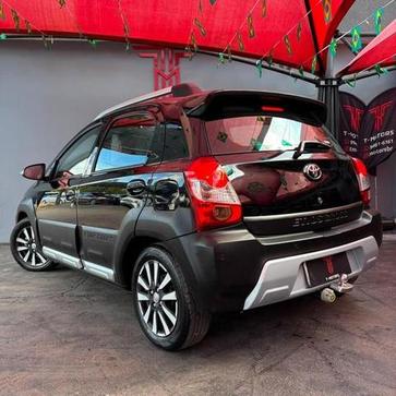 TOYOTA ETIOS HB CROSS