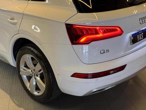 AUDI Q5 AMBIENTE 2.0 TSFI QUATTRO S TRONIC