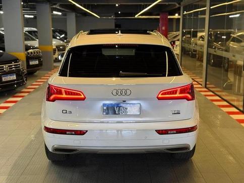 AUDI Q5 AMBIENTE 2.0 TSFI QUATTRO S TRONIC