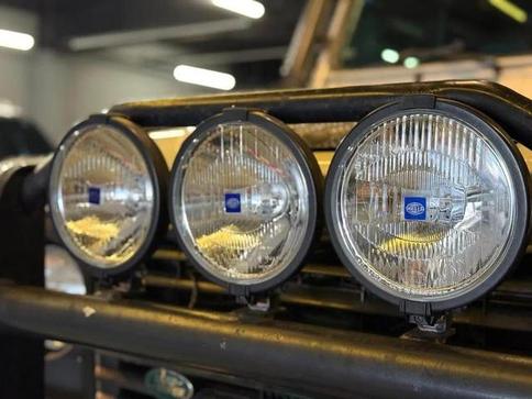 LAND ROVER DEFENDER 110 STANDARD