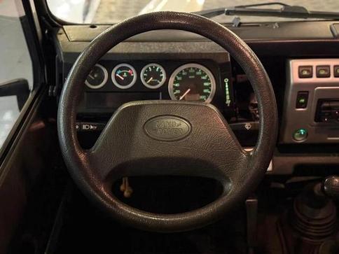 LAND ROVER DEFENDER 110 STANDARD