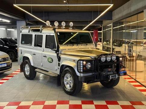 LAND ROVER DEFENDER 110 STANDARD