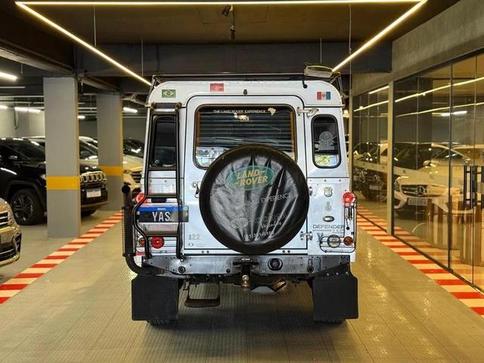 LAND ROVER DEFENDER 110 STANDARD