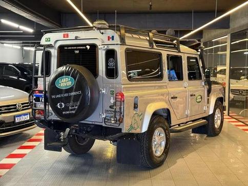 LAND ROVER DEFENDER 110 STANDARD