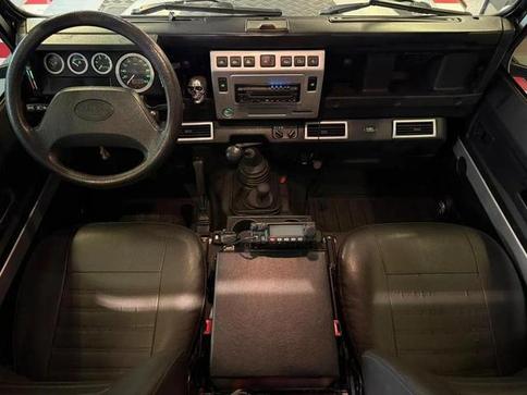 LAND ROVER DEFENDER 110 STANDARD