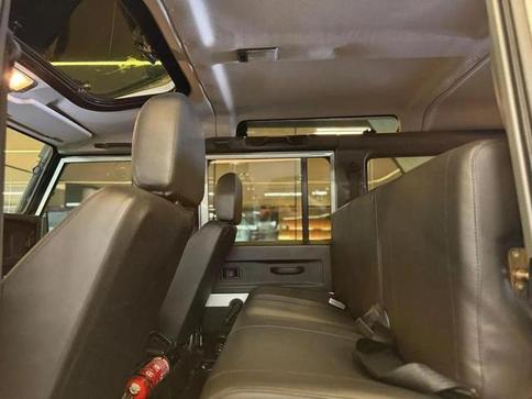LAND ROVER DEFENDER 110 STANDARD