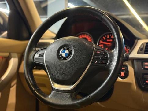 BMW 320I 3B11