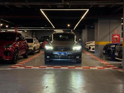 VOLKSWAGEN TIGUAN ALLSPACE RL