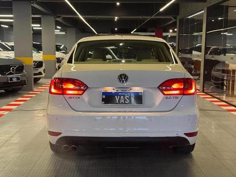 VOLKSWAGEN JETTA 2.0T