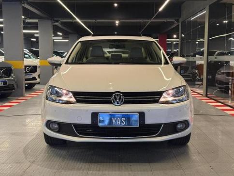 VOLKSWAGEN JETTA 2.0T