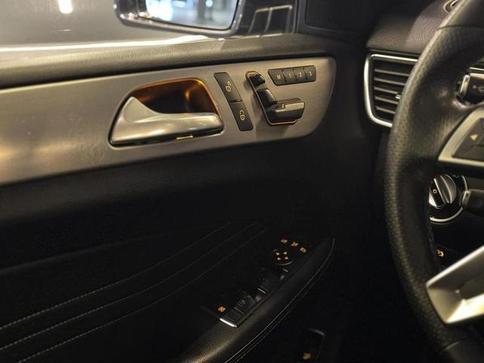 MERCEDES-BENZ ML350BLUETEC
