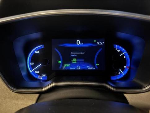 TOYOTA CCROSS XRX HYBRID