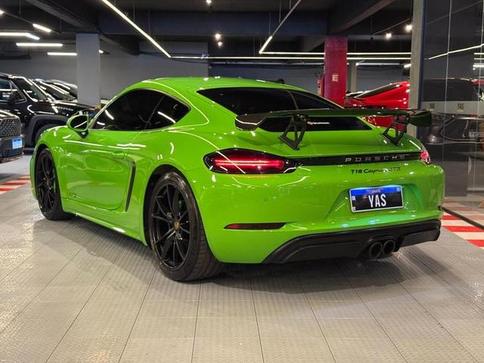 PORSCHE CAYMAN GTS