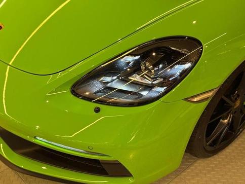 PORSCHE CAYMAN GTS