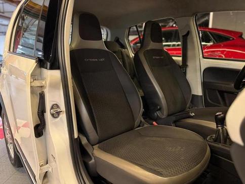 VOLKSWAGEN UP CROSS MC