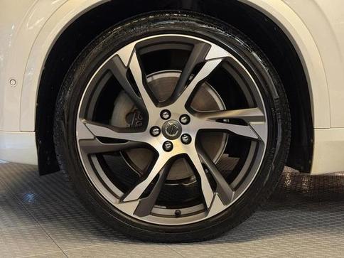 VOLVO XC90 D5 INSCRIPT