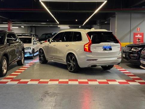VOLVO XC90 D5 INSCRIPT