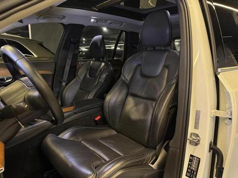 VOLVO XC90 D5 INSCRIPT