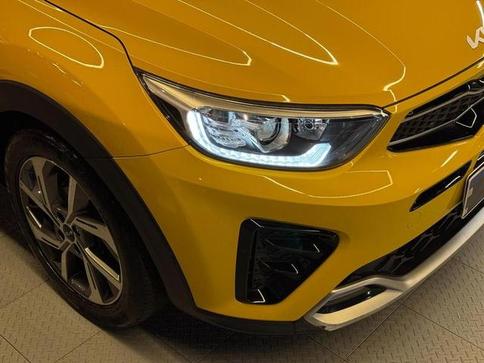 KIA STONIC MHEV SX