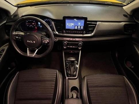 KIA STONIC MHEV SX