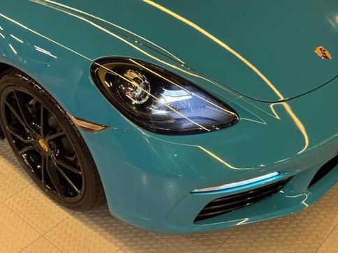 PORSCHE BOXSTER