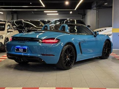 PORSCHE BOXSTER