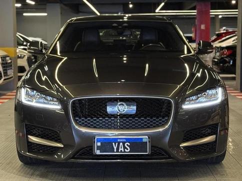JAGUAR XF 2.0T R-SPORT