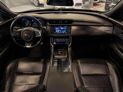 JAGUAR XF 2.0T R-SPORT