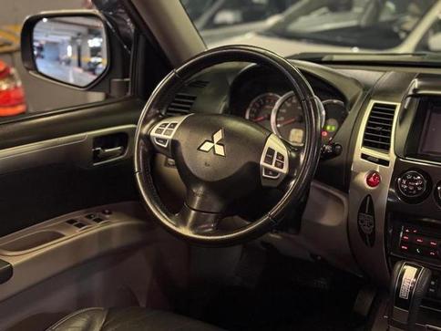MITSUBISHI PAJERO DAKAR FLEX