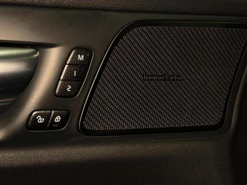 VOLVO S60 T8 R-DESIGN