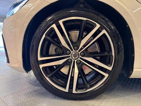 VOLVO S60 T8 R-DESIGN