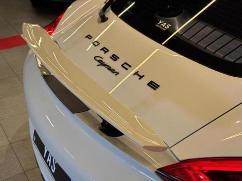 PORSCHE CAYMAN