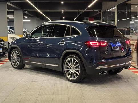 MERCEDES-BENZ GLA200 AMG LINE