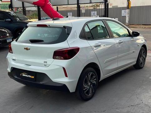 CHEVROLET ONIX 10MT LT2