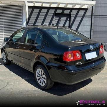 VOLKSWAGEN POLO SEDAN 1.6