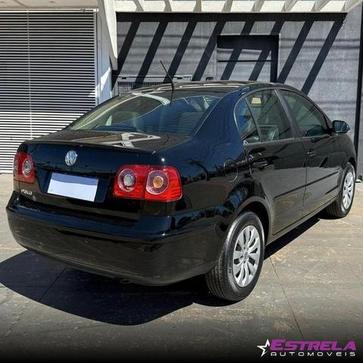 VOLKSWAGEN POLO SEDAN 1.6