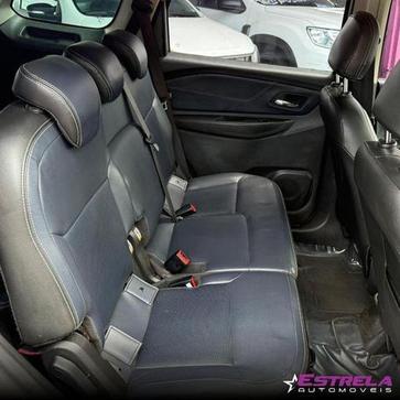 CHEVROLET SPIN 18L AT PREMIER