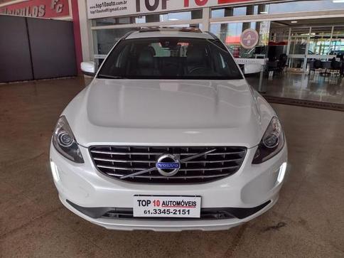 VOLVO XC 60 2.4 D5 MOMENTUM DIESEL AWD 4P AUT