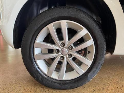 VOLKSWAGEN FOX 1.6 MSI TOTAL FLEX CONNECT 4P I-MOTION