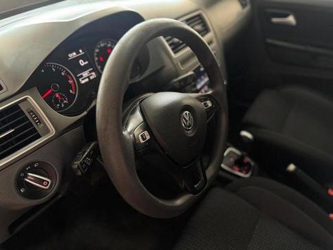 VOLKSWAGEN FOX 1.6 MSI TOTAL FLEX CONNECT 4P I-MOTION